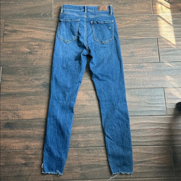 Hidden Skinny Jeans - Picture 4 of 5